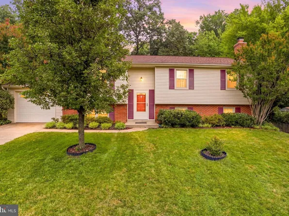 4311 Still Meadow Rd, Fairfax, VA 22032