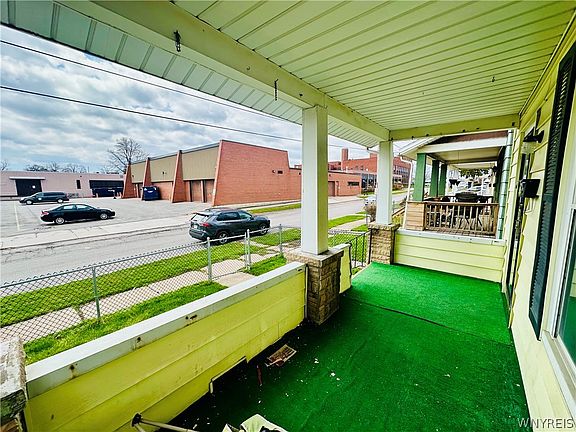 5th image of 1146 Ashland Ave