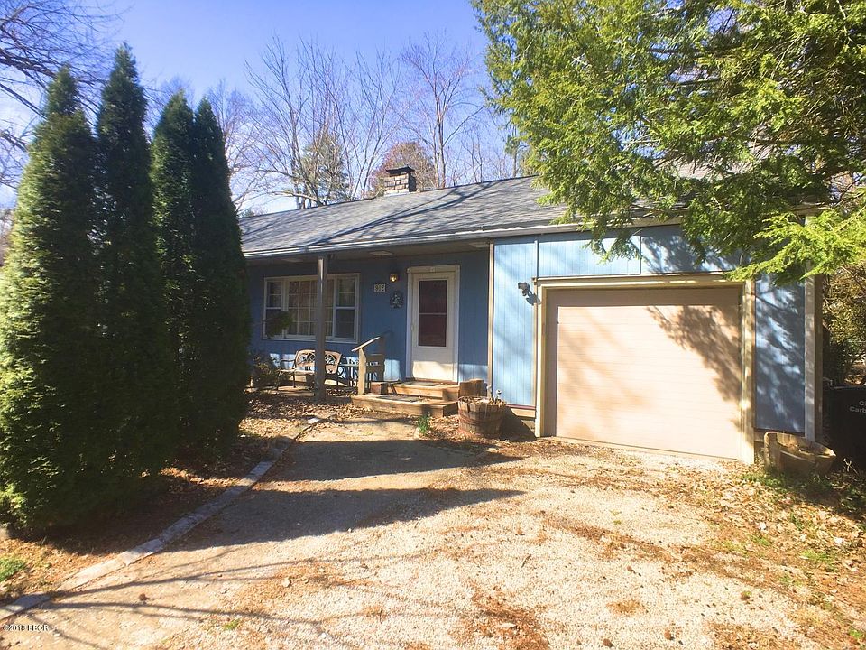 1st image of 902 S Johnson Ave
