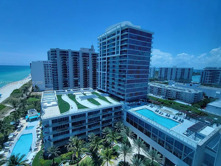 6801 Collins Ave #LPH06-DOORLPH14 — Photo 7