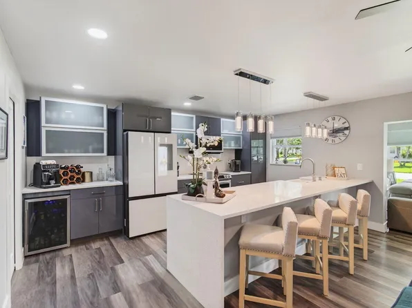 1170 S Drive Circle #B, Delray Beach, FL 33445