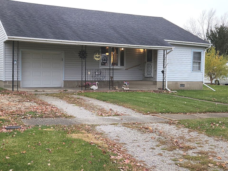 1st image of 423 E Wyman Ave
