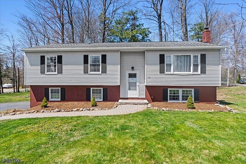 73 Wayside Rd, Hewitt, NJ 07421 | Zillow