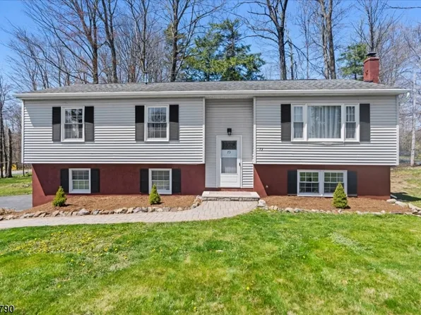 73 Wayside Rd, West Milford Twp., NJ 07421