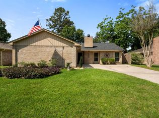 4058 Sherwood St E, Kingwood, TX 77339
