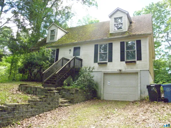 40 Crooked Trail, Woodstock, CT 06281