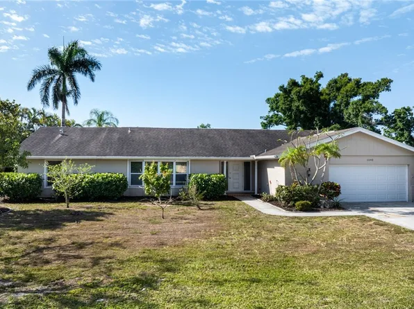 1592 Manchester Blvd, Fort Myers, FL 33919