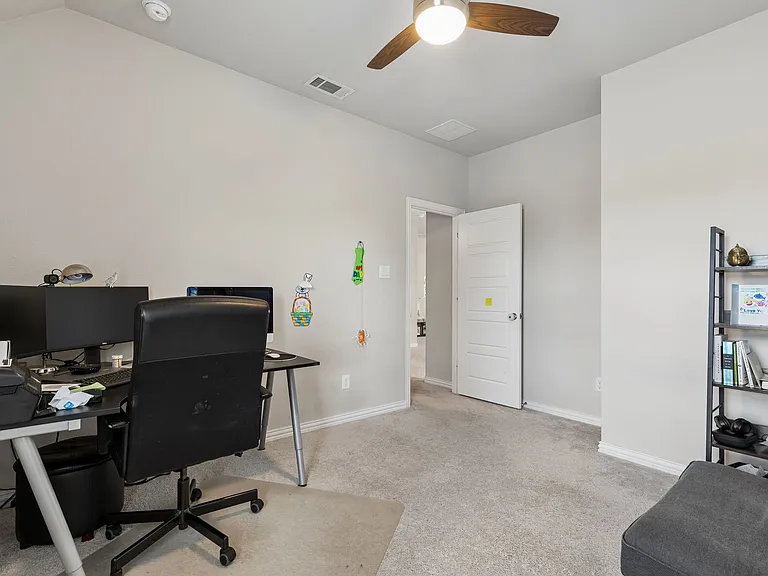 3028 Dustywood Dr — Photo 19