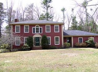 5 Partridge Ln, Falmouth, ME 04105