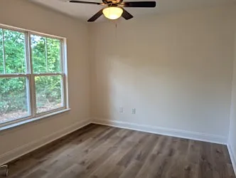305 N Carolina Ave — Photo 8