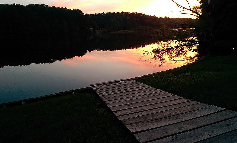 2nd image of 27 Vista Dr