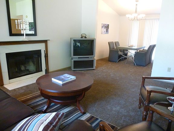 5th image of 7511 64th Ave W