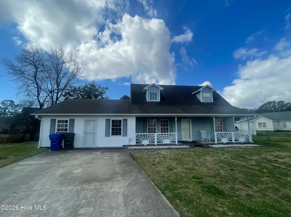 204 Sheila Court, Newport, NC 28570