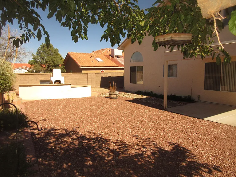2111 Corte Del Caballo NW — Photo 49