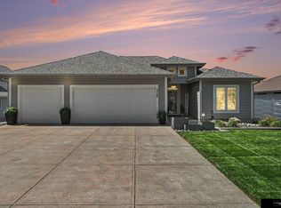 320 Riverside Dr, Waterloo, NE 68069