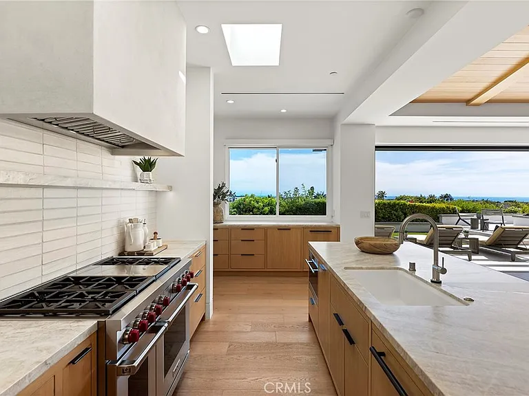 4607 Dorchester Rd — Photo 30