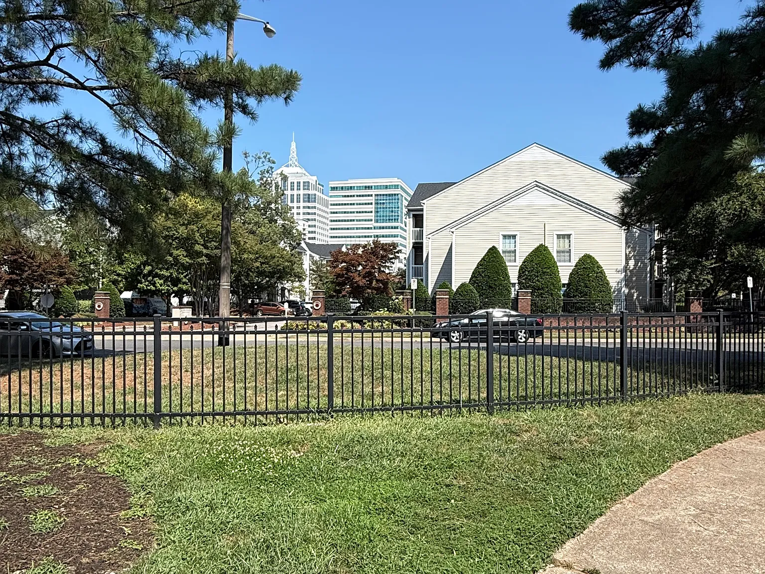2 bed, 2.5 bath, 1254 sqft, $2,200 — Photo 3