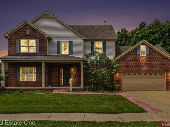 2106 Cattail Cir, Rochester Hills, MI 48309