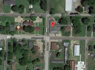 221 Arkansas St, Earle, AR 72331