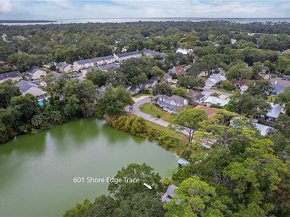 3rd image of 601 Shore Edge Trce