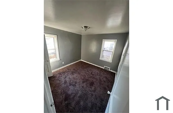 Building Photo - 14848 Cloverlawn St
