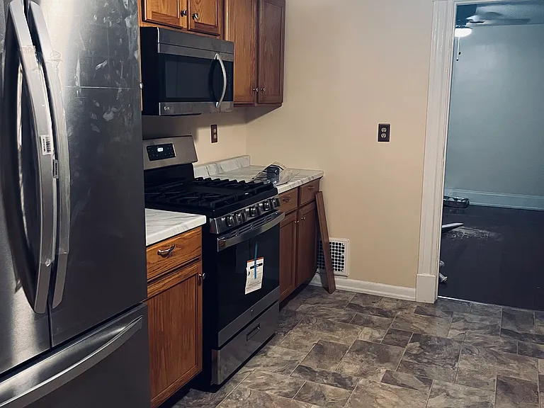 3763 Isabella Ave #2 — Photo 21