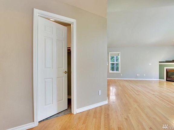 5th image of 12110 130th Avenue Ct E