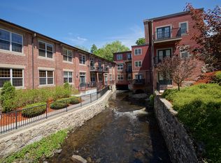 7 Chester Rd UNIT 107, Derry, NH 03038