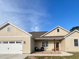 12401 Bristle Ridge Ln, Carbondale, IL 62901