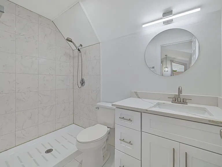 17337 Phlox Dr — Photo 27