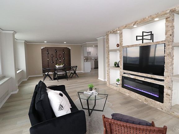 4th image of 2401 Ingleside Ave Unit 7E