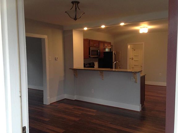 2nd image of 111 Mimosa Dr