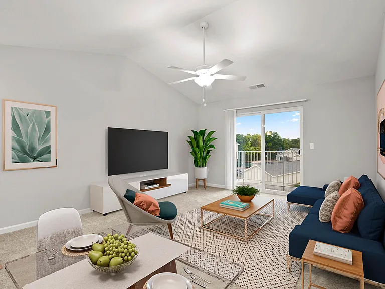 River Hills Apartments — Photo 62