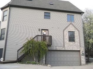22994 Roberts Run #109, Bay Village, OH 44140
