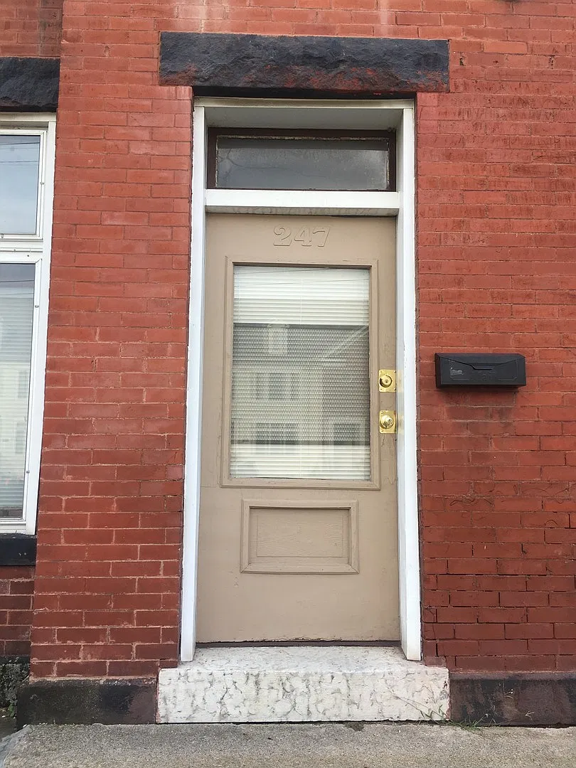 247-247.5 Hamilton Ave. — Photo 2
