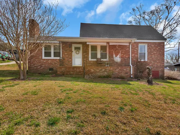 16 Spring St, Piedmont, SC 29673