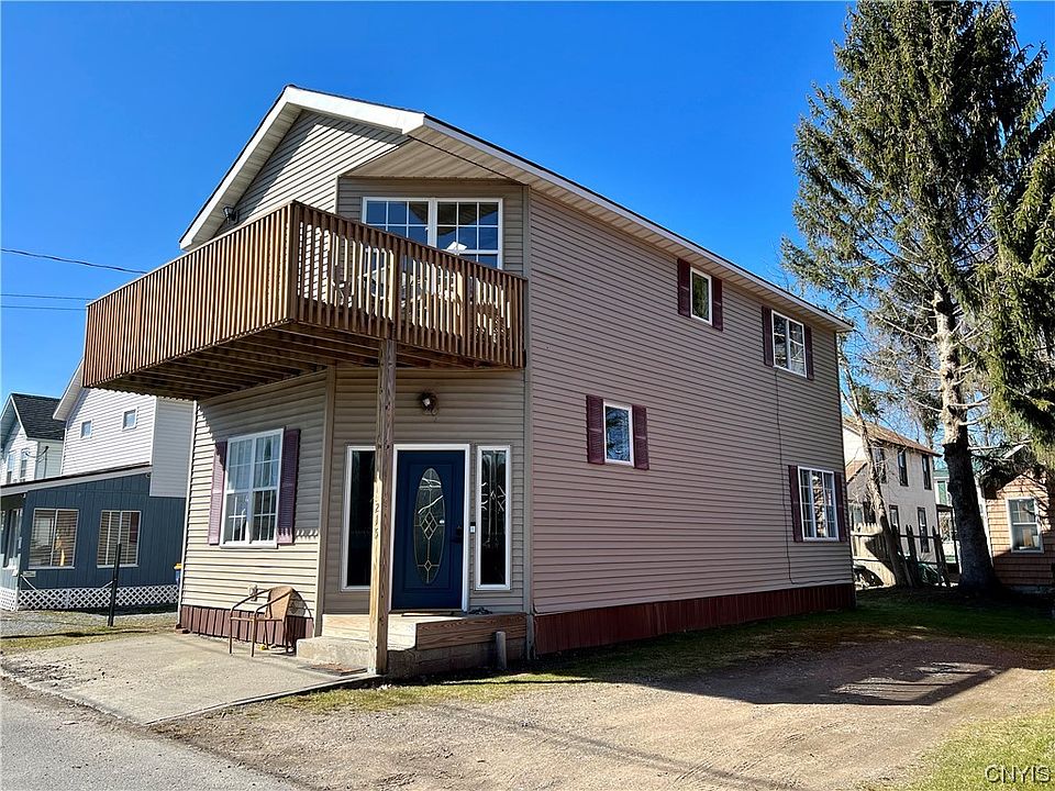 1st image of 215 4th Ave