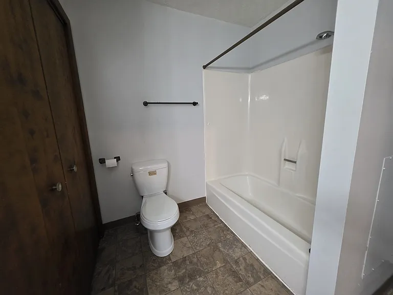 531 E Brown Ave — Photo 13