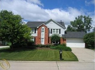1157 Hathaway Rising, Rochester Hills, MI 48306