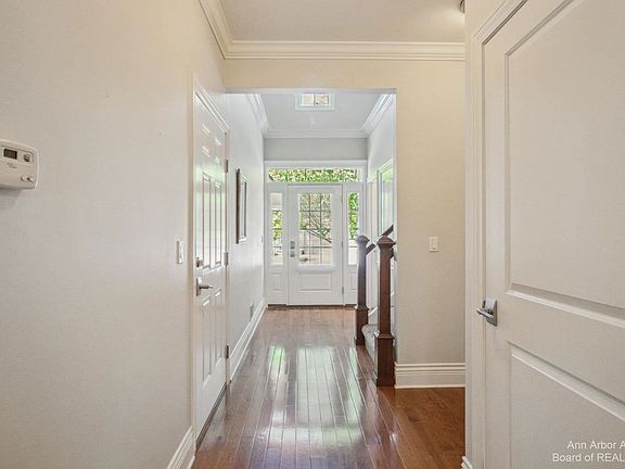 5th image of 5489 Trillium Crossing Ct