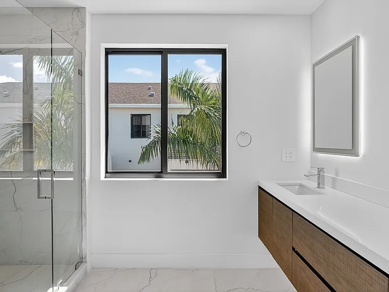 4420 SW 32nd Ave — Photo 19