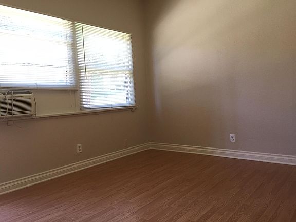 5th image of 174 E Montecito Ave APT 3