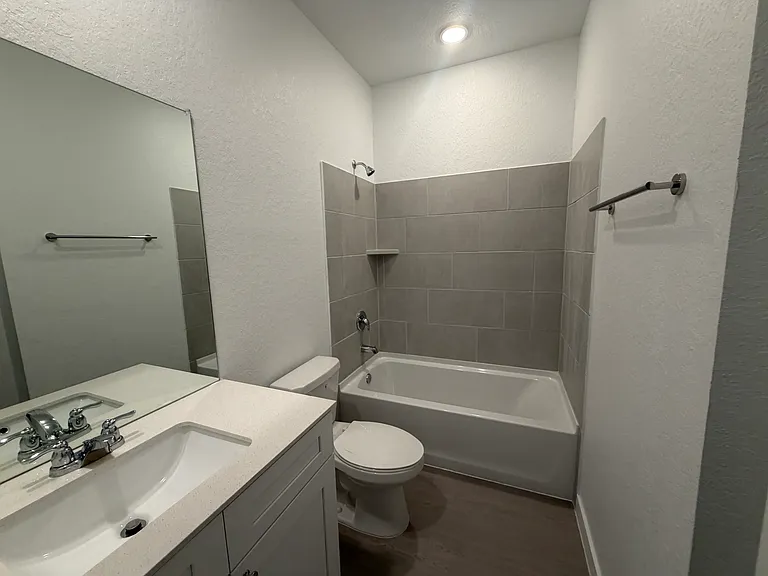 8908 San Carlos — Photo 9