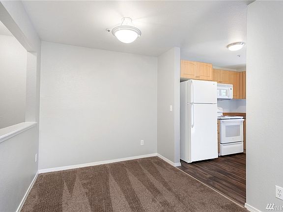 4th image of 19230 Forest Park Dr NE APT L138