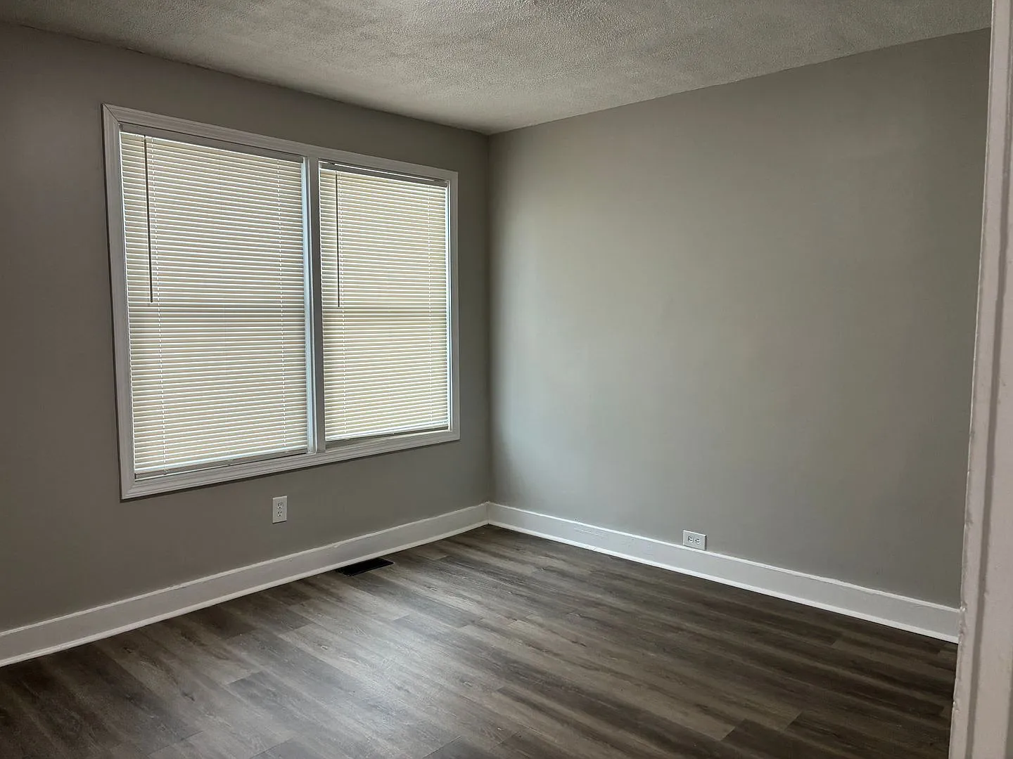 2441 St. Xavier Street — Photo 2