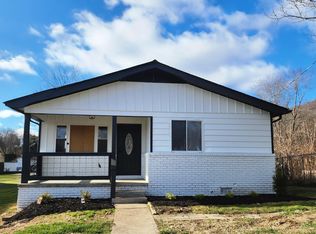 403 N 13th St, La Follette, TN 37766