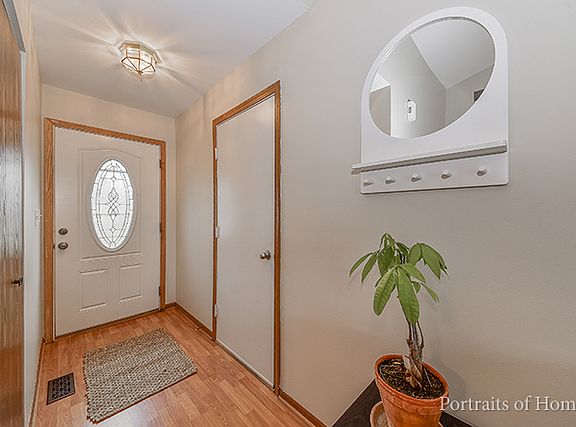 3rd image of 2240 Bannister Ln