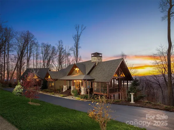 31 Pinchot Forest Dr, Asheville, NC 28803
