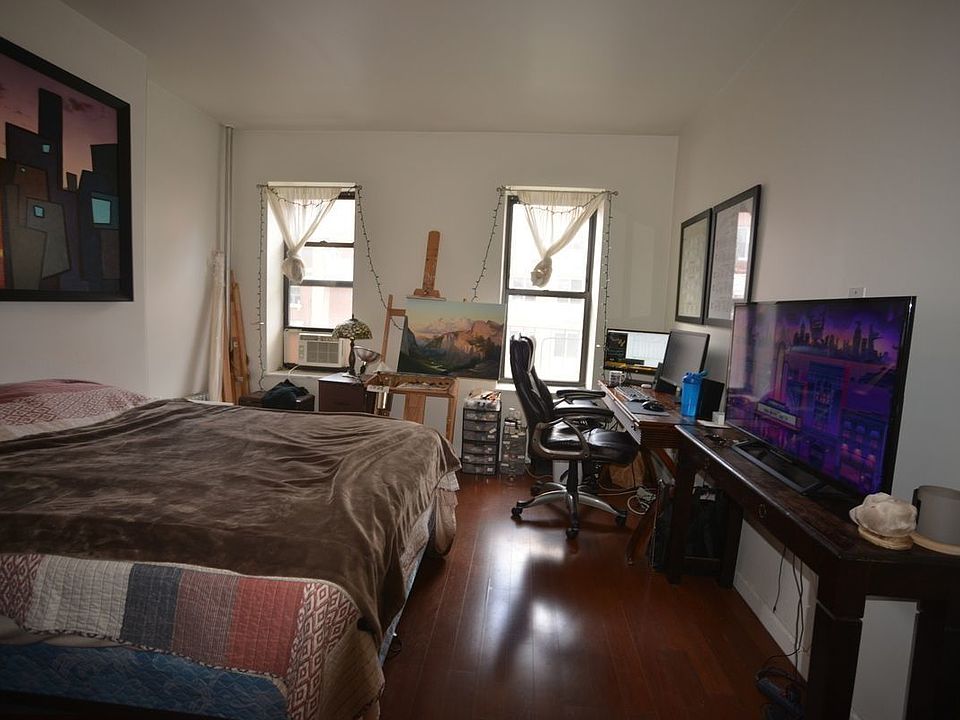1st image of 519 W 48th St #14S