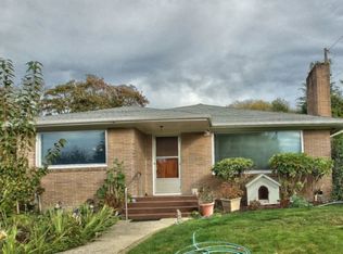 2201 Crystal Springs Rd W, Tacoma, WA 98466